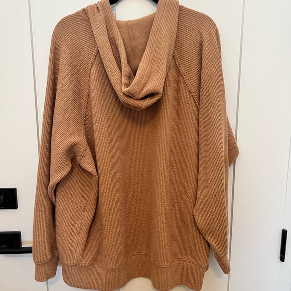 Aerie Soft Tan Oversized Zipper Sweatshirt - Picture 8 of 11